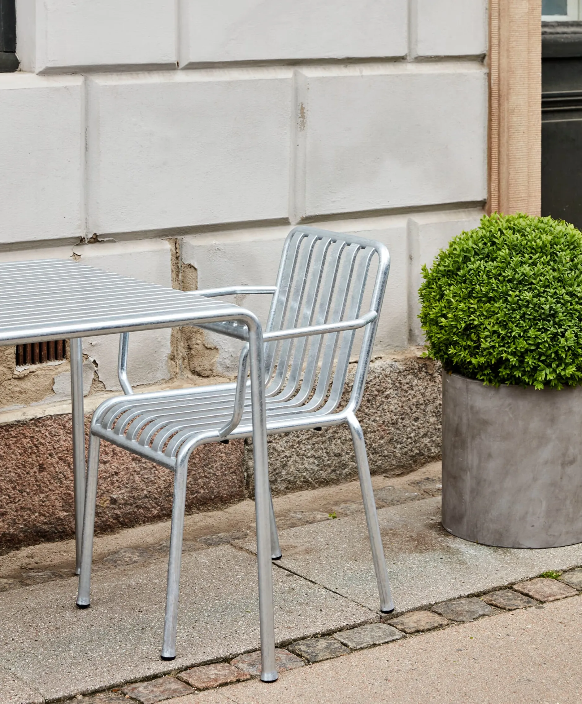 HAY Armlehnstuhl Palissade Cantilever Best