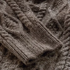 Black Sheep Aran-Pullover Braun