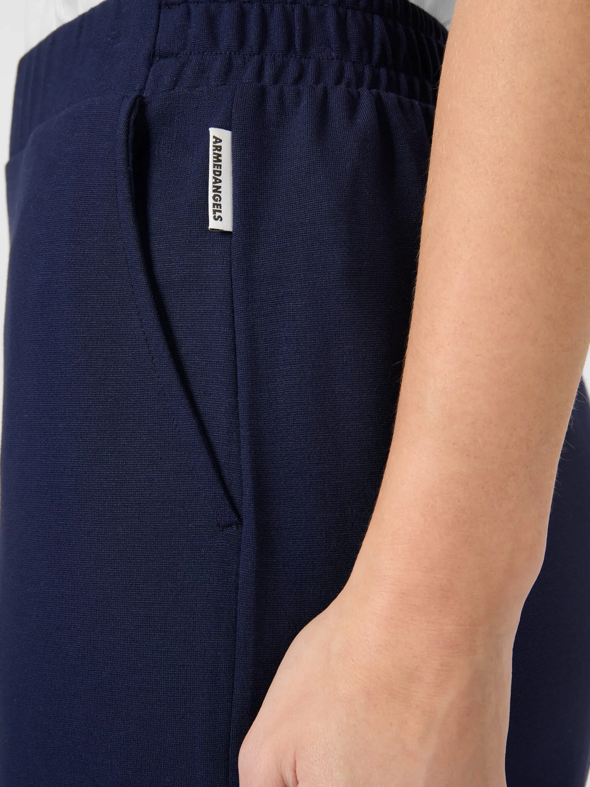 Armedangels Damen-Joggpants Navy Hot