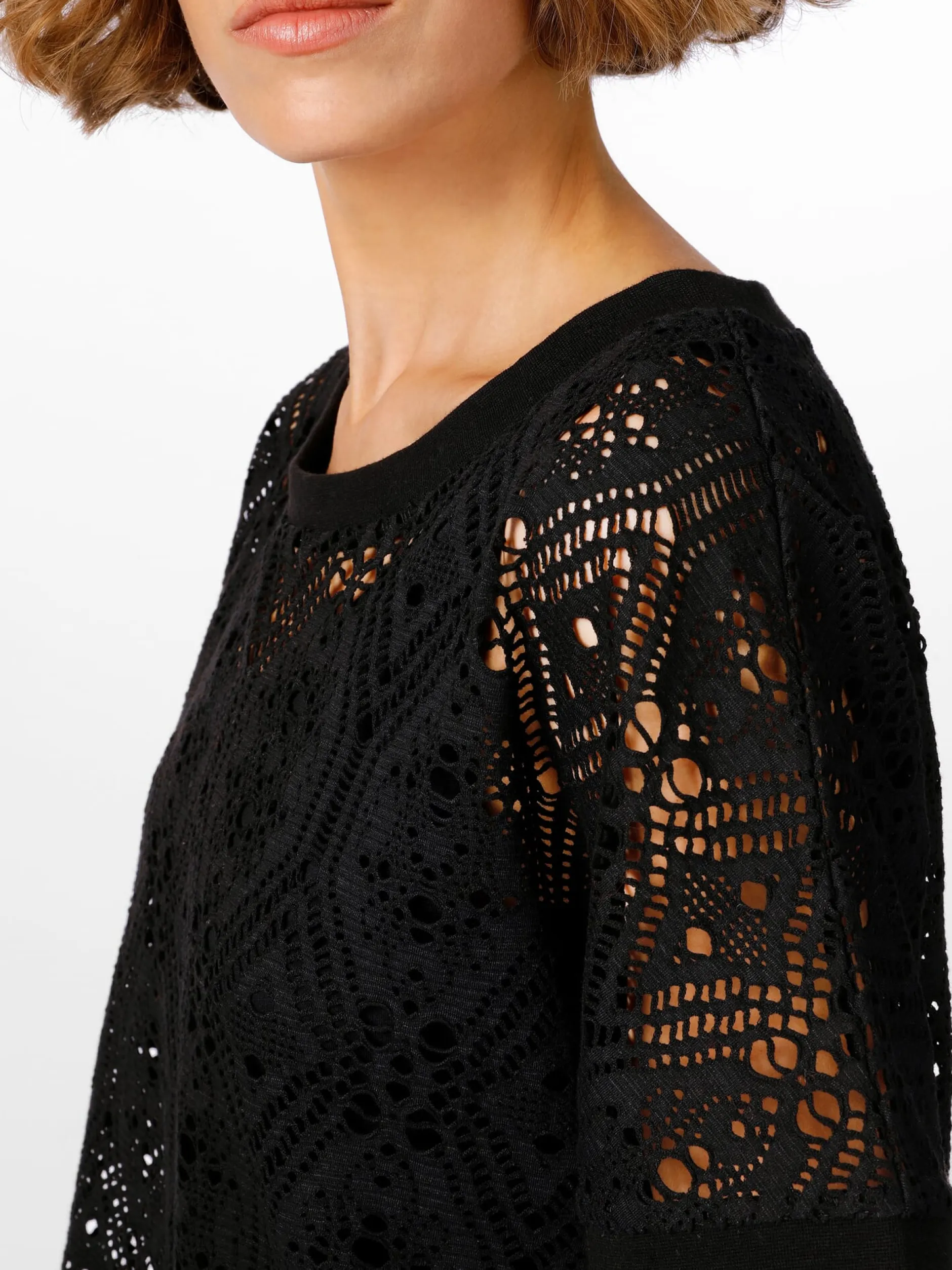 Alma & Lovis Damenshirt Lochmuster Schwarz Discount