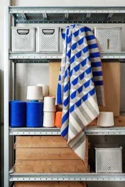 Røros Tweed Decke Kvam Blau Clearance