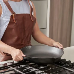 Victoria Große Gusseisenpfanne mit Griffen Clearance