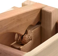 Stiftung Bethel Hebelnussknacker Vollholz Clearance