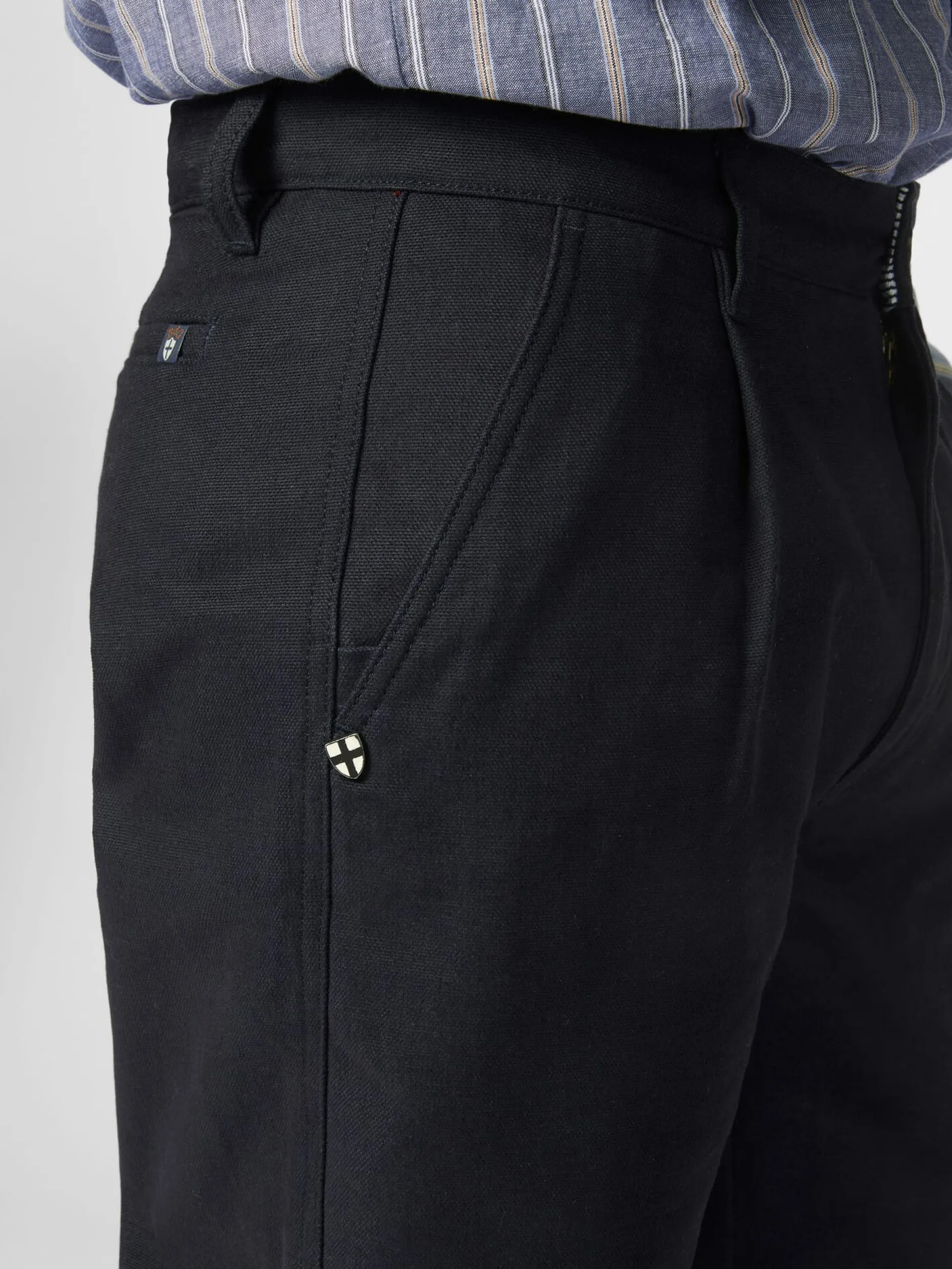 Blue de Gênes Herrenchino mit Bundfalte Dunkelblau Online