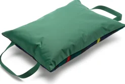 Neue Objekte. Design Distribution Kniekissen Wolle Online