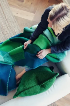 Røros Tweed Lammwolldecke Bauhausstil Grün Online