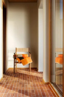 Røros Tweed Lammwolldecke Bauhausstil Orange Best