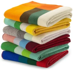 Røros Tweed Lammwolldecke Bauhausstil Pastell Hot