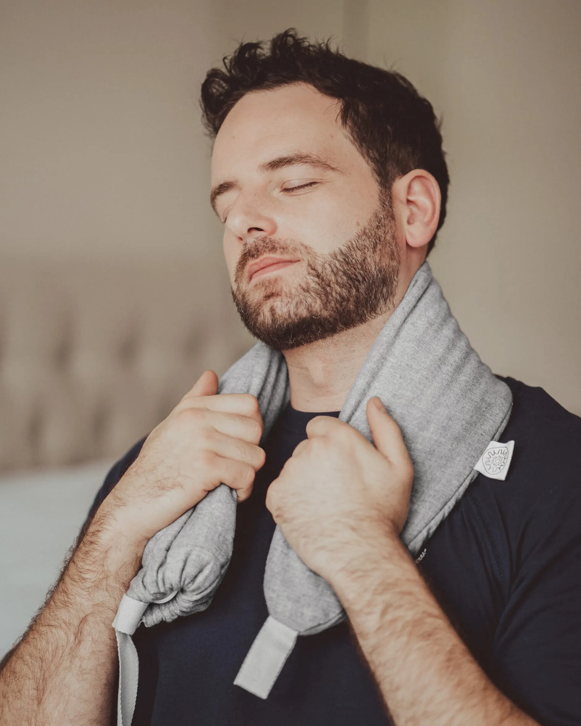 YUYU Lange Kühl- und Wärmflasche Hellgrau New