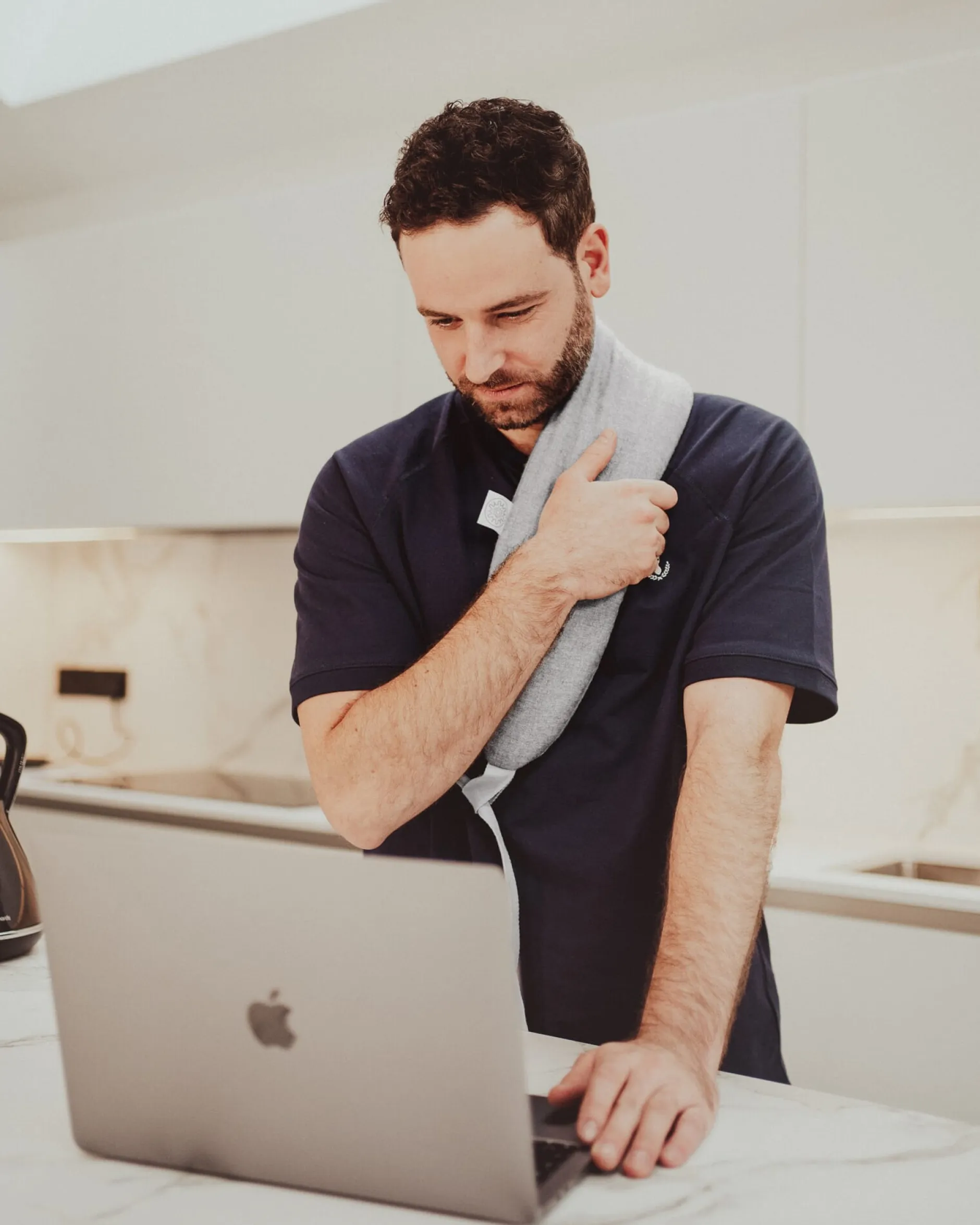 YUYU Lange Kühl- und Wärmflasche Hellgrau New