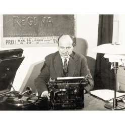 Louis Poulsen Tischleuchte Opalglas PH 3/2 New