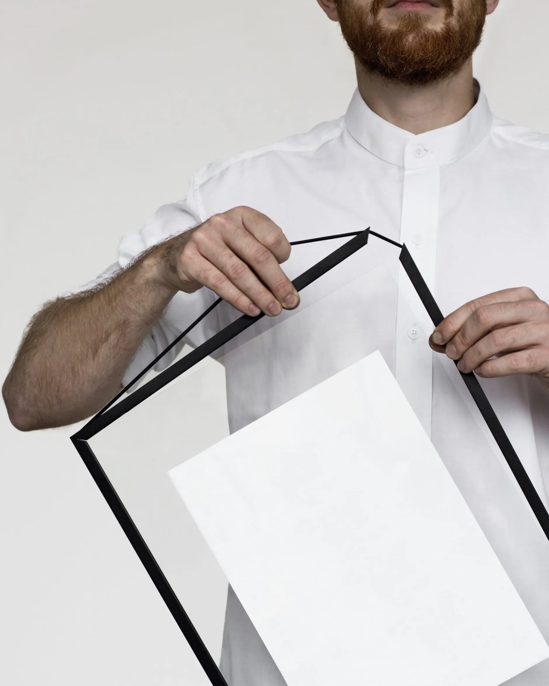 Moebe Rahmen Frame, Aluminium Schwarz Clearance