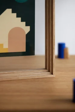 Moebe Rahmen Standing Frame Best