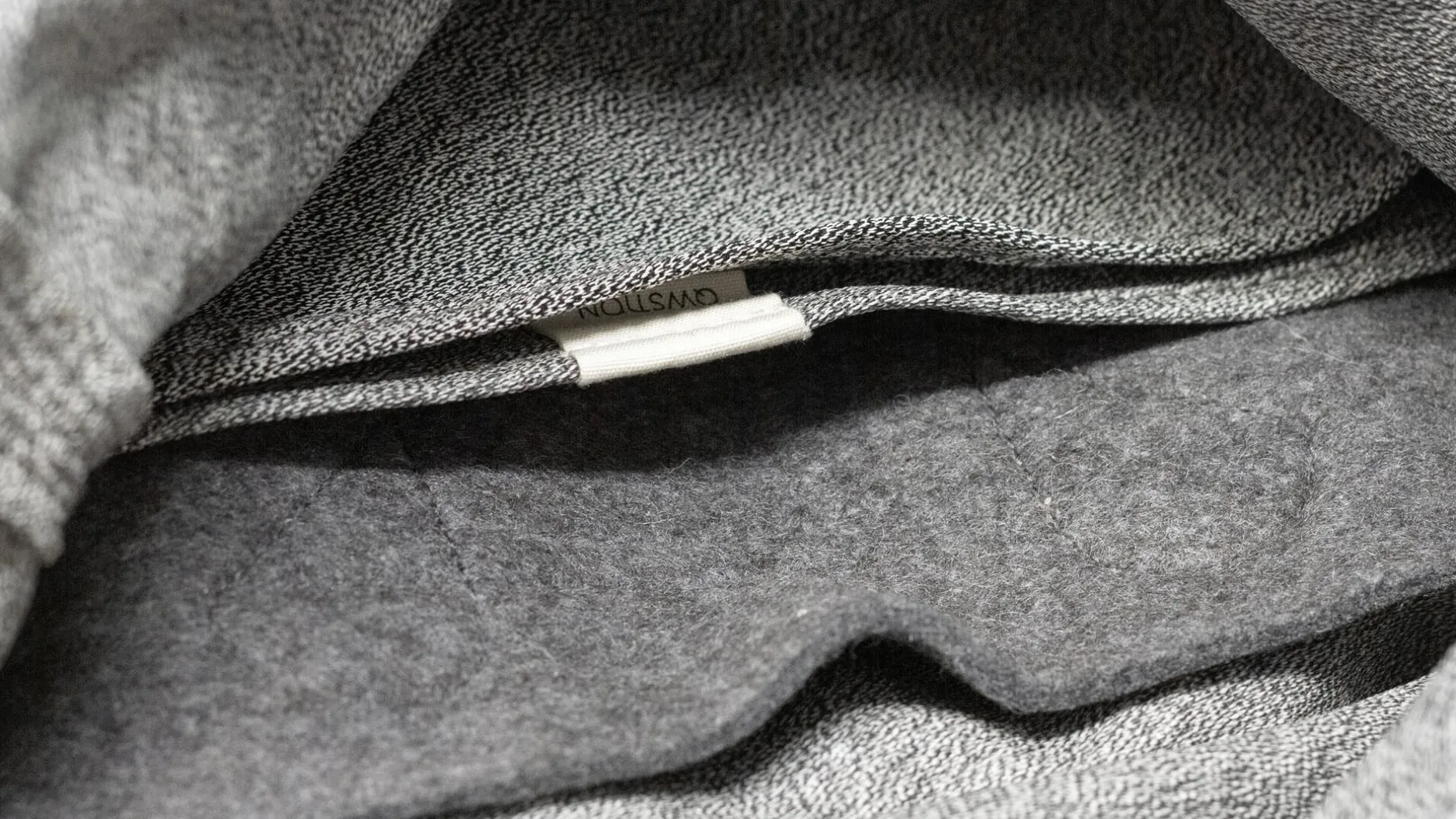 QWSTION Rucksack Roll Pack Bananatex Hot