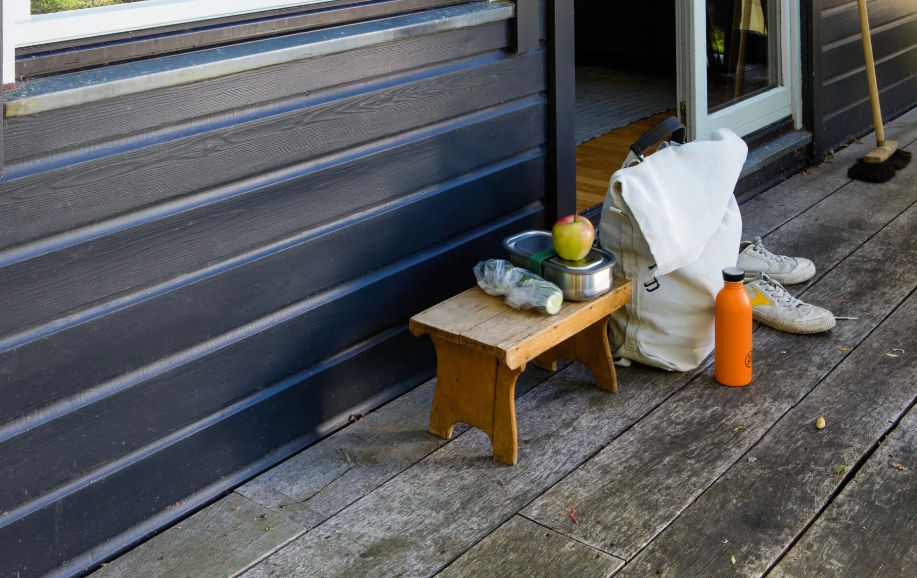 QWSTION Rucksack Roll Pack Bananatex Grau