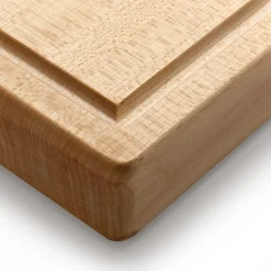 Katharina Laimer Schneidbrett Bergahornholz