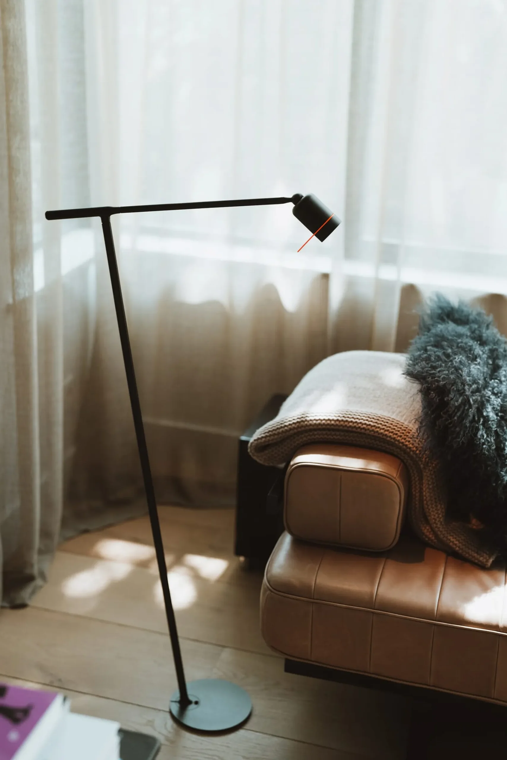 Tonone Stehleuchte One Clearance