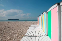 SUITE702 Strand- und Badetuch Colours on the Beach Hot