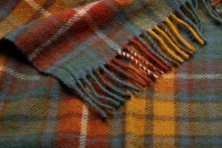 Tweedmill Textiles Tartan-Schurwolldecke Antique Buchanan Hot