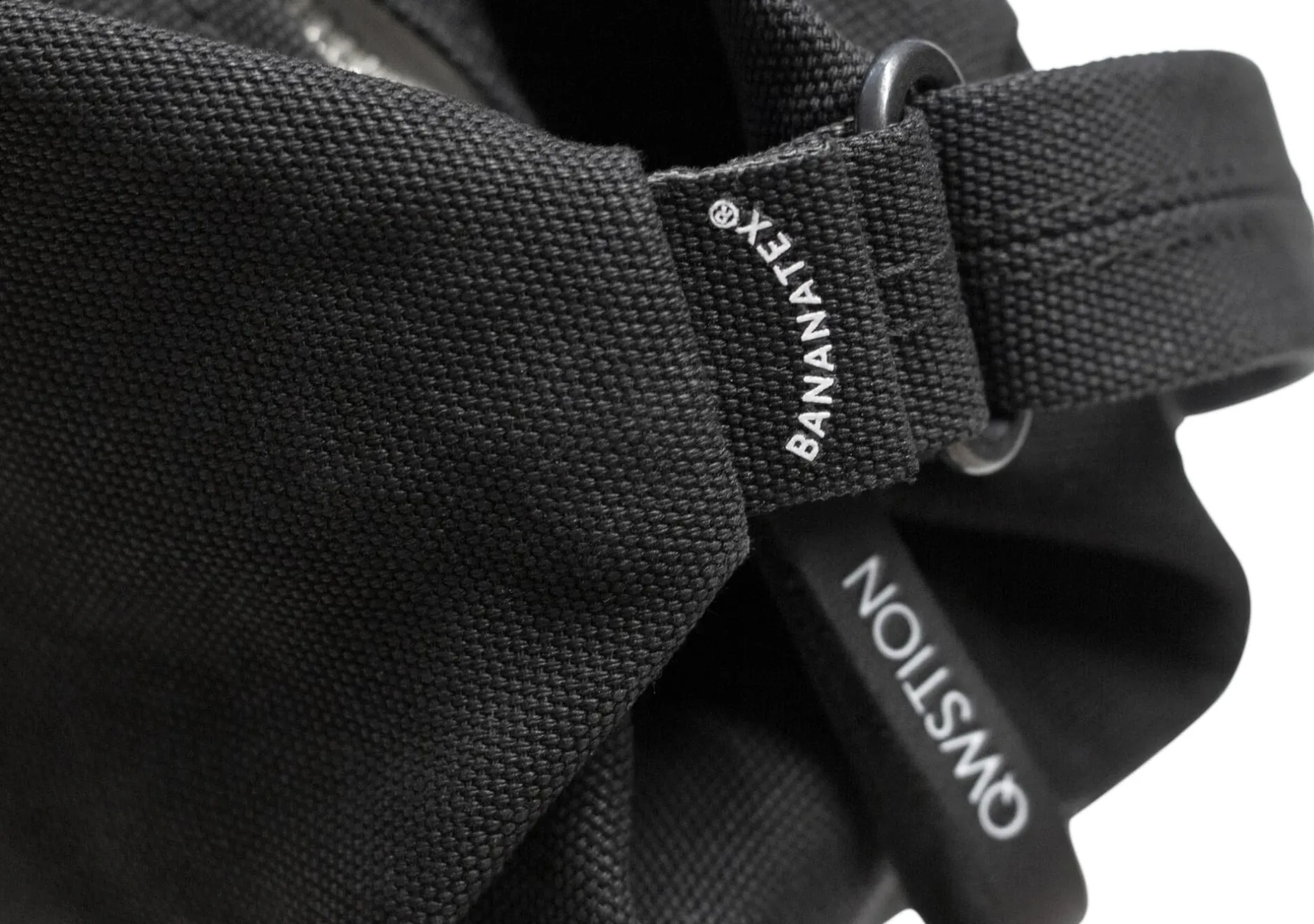 QWSTION Tasche Sling Bag Bananatex Clearance