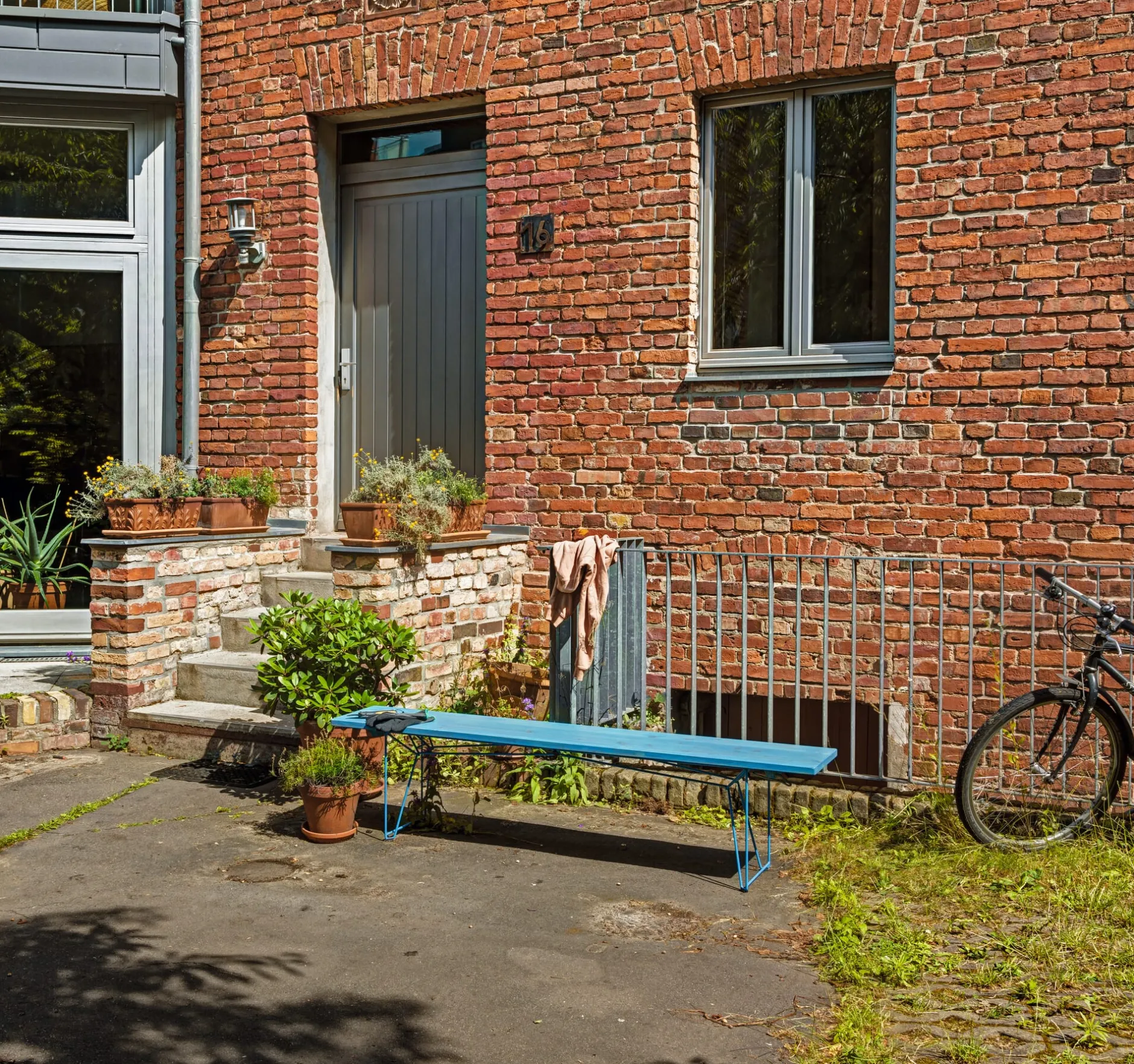 MAGAZIN Tisch und Bank BTB Gestell Discount