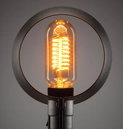 Tonone Bodenleuchte Stahl und Aluminium Schwarz Best