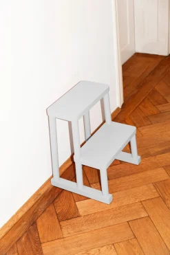 Tritthocker Adhoc Hot