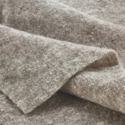 Tobias Tumfart Unkrautschutzmatte Schafwolle New